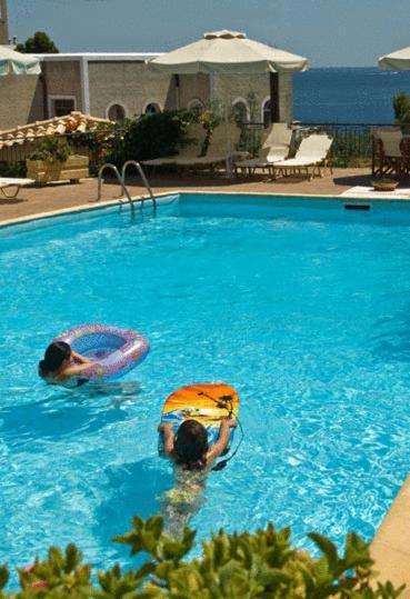 Hotel Afea Agia Marina  Zewnętrze zdjęcie
